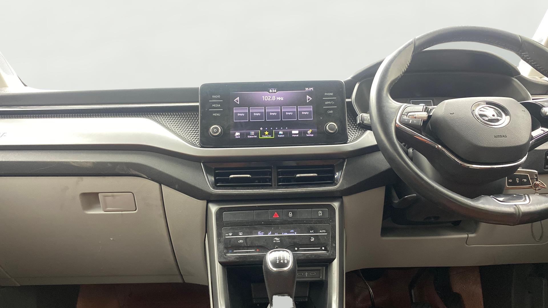 View 2022 Skoda Kushaq Ambition 1.0 TSI MT Image 33 Used 2022 Skoda Kushaq Ambition 1.0 TSI MT Image 33