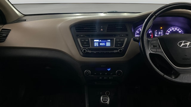 View Hyundai Elite i20 Image 17 Used Hyundai Elite i20 Image 17