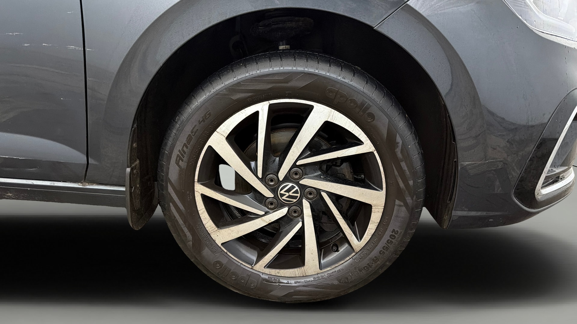 View 2023 Volkswagen Virtus Topline 1.0 TSI MT Image 43 Used 2023 Volkswagen Virtus Topline 1.0 TSI MT Image 43