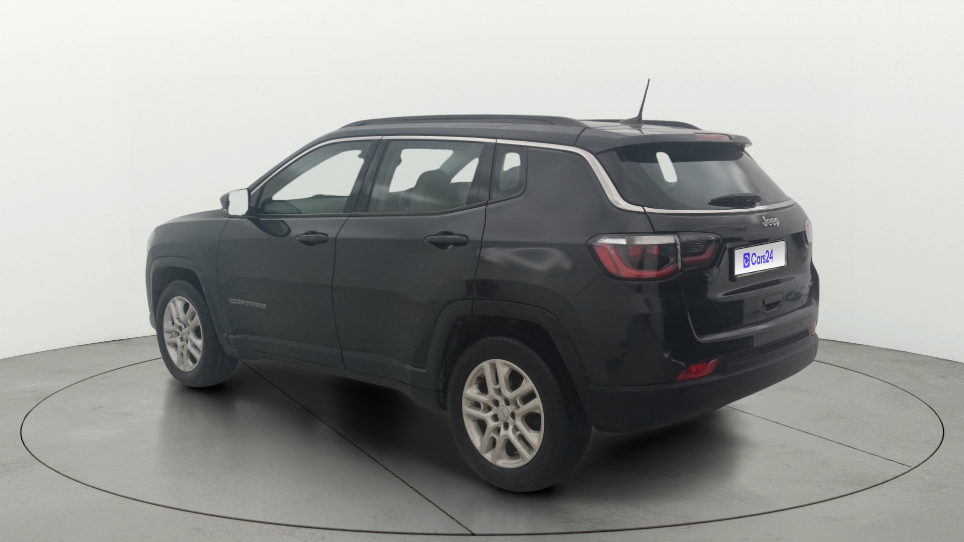 View 2017 Jeep Compass Limited 4X4 2.0 Diesel BS IV Image 2 Used 2017 Jeep Compass Limited 4X4 2.0 Diesel BS IV Image 2