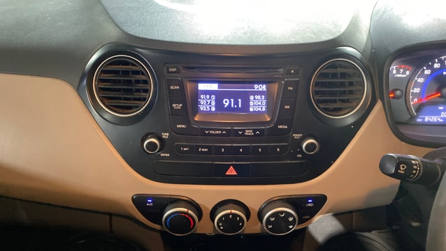 View Hyundai Grand i10 Image 17 Used Hyundai Grand i10 Image 17