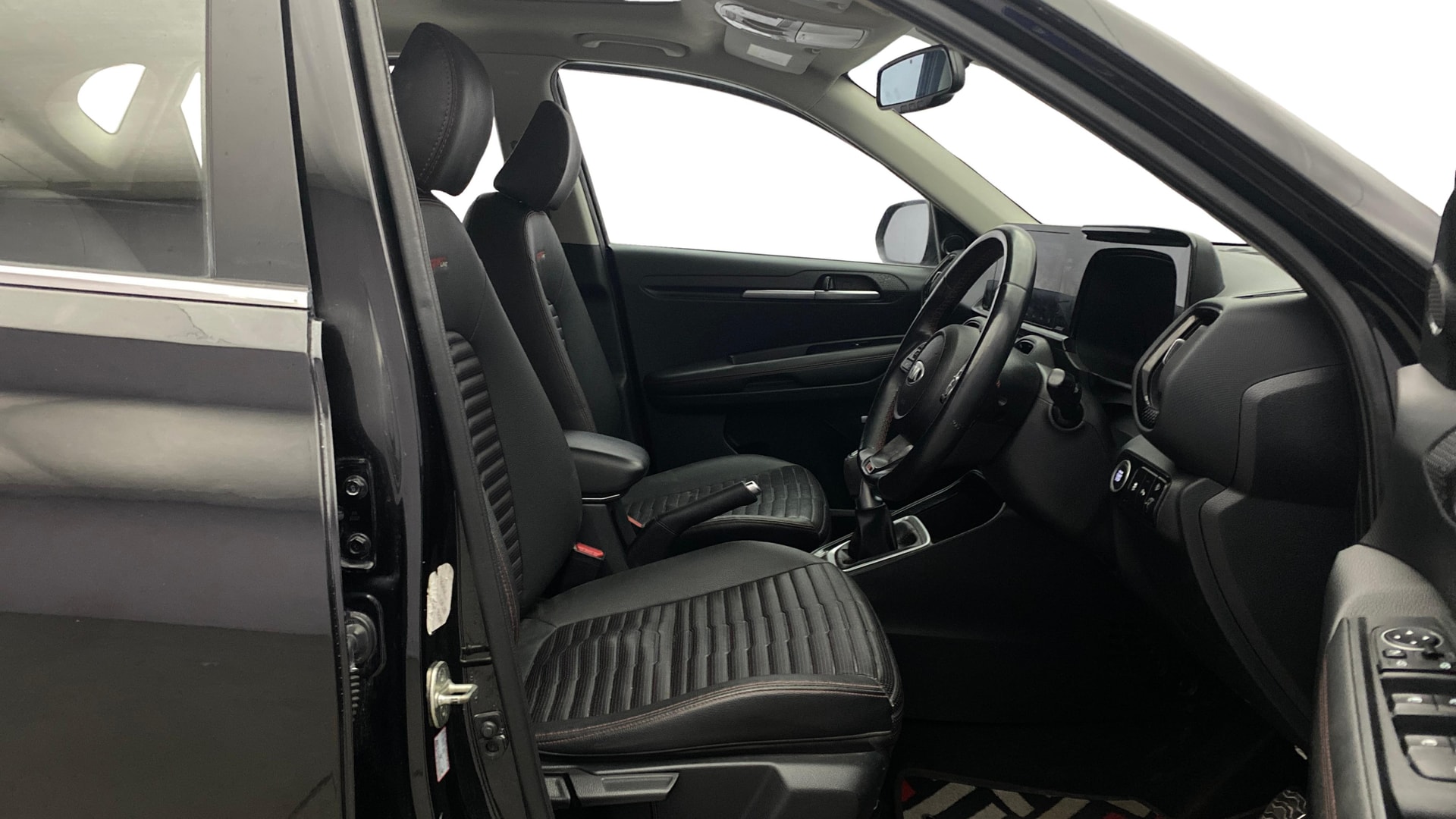 View 2021 Kia Sonet GTX Plus iMT Petrol Image 28 Used 2021 Kia Sonet GTX Plus iMT Petrol Image 28