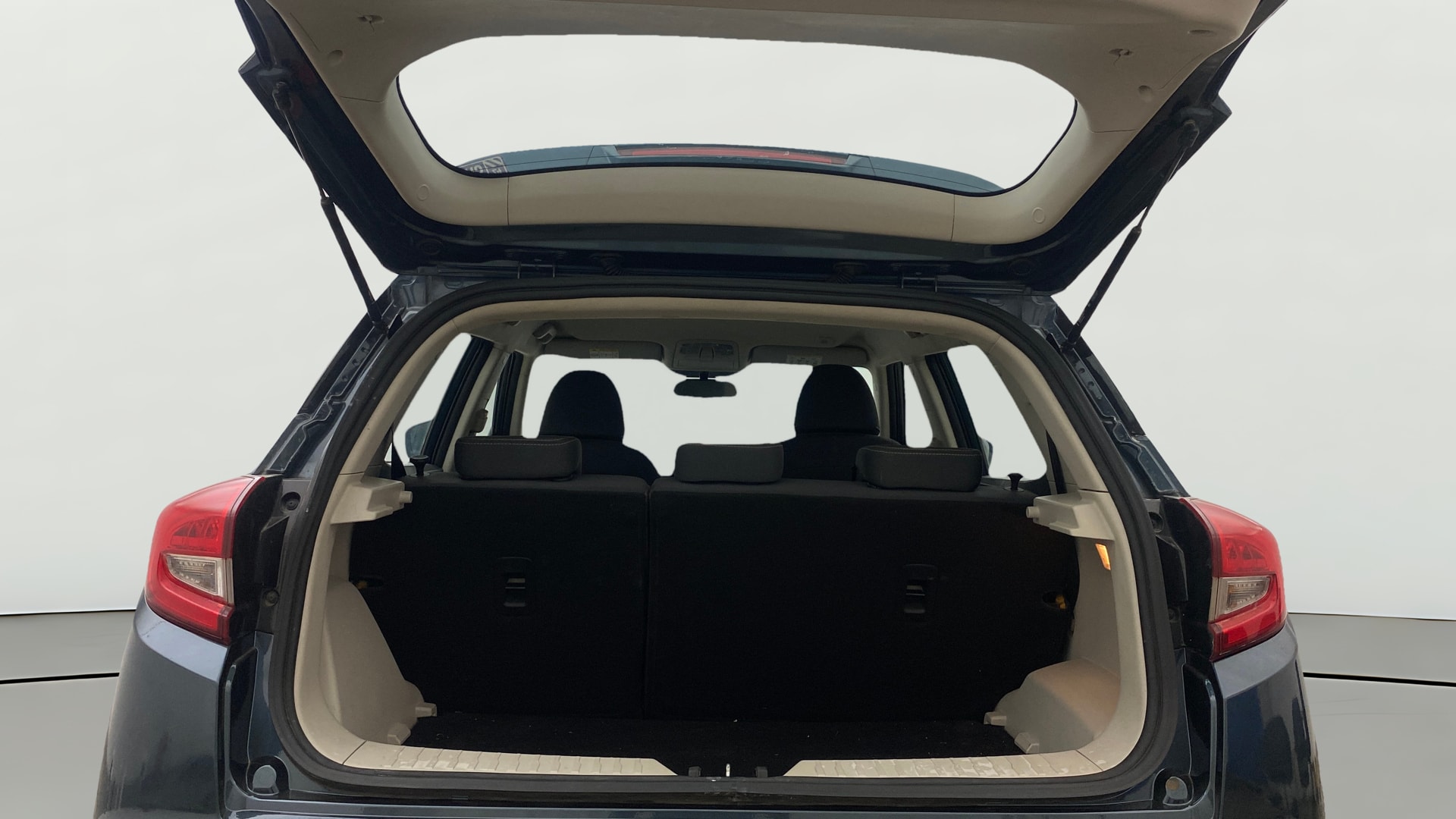 Used 2019 Mahindra XUV300 Used 2019 Mahindra XUV300