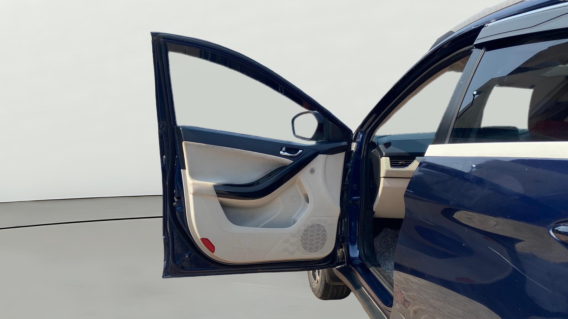 View 2023 Tata Nexon Revotron XE Image 39 Used 2023 Tata Nexon Revotron XE Image 39