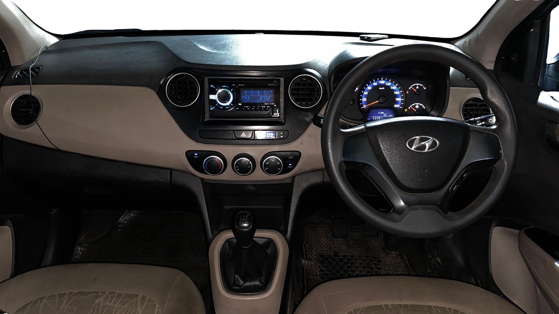 Used 2015 Hyundai Xcent Used 2015 Hyundai Xcent