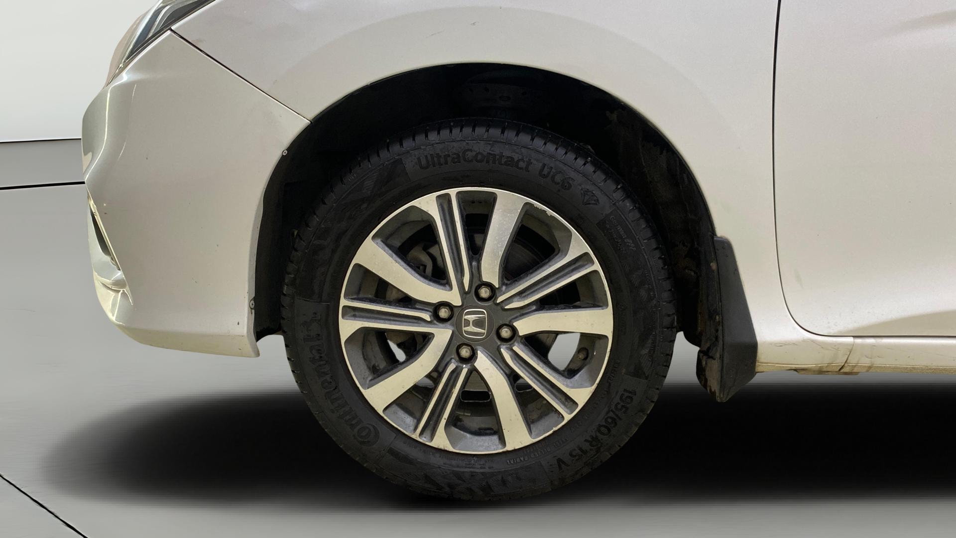View 2021 Honda City ZX MT Diesel Anniversary Edition Image 29 Used 2021 Honda City ZX MT Diesel Anniversary Edition Image 29