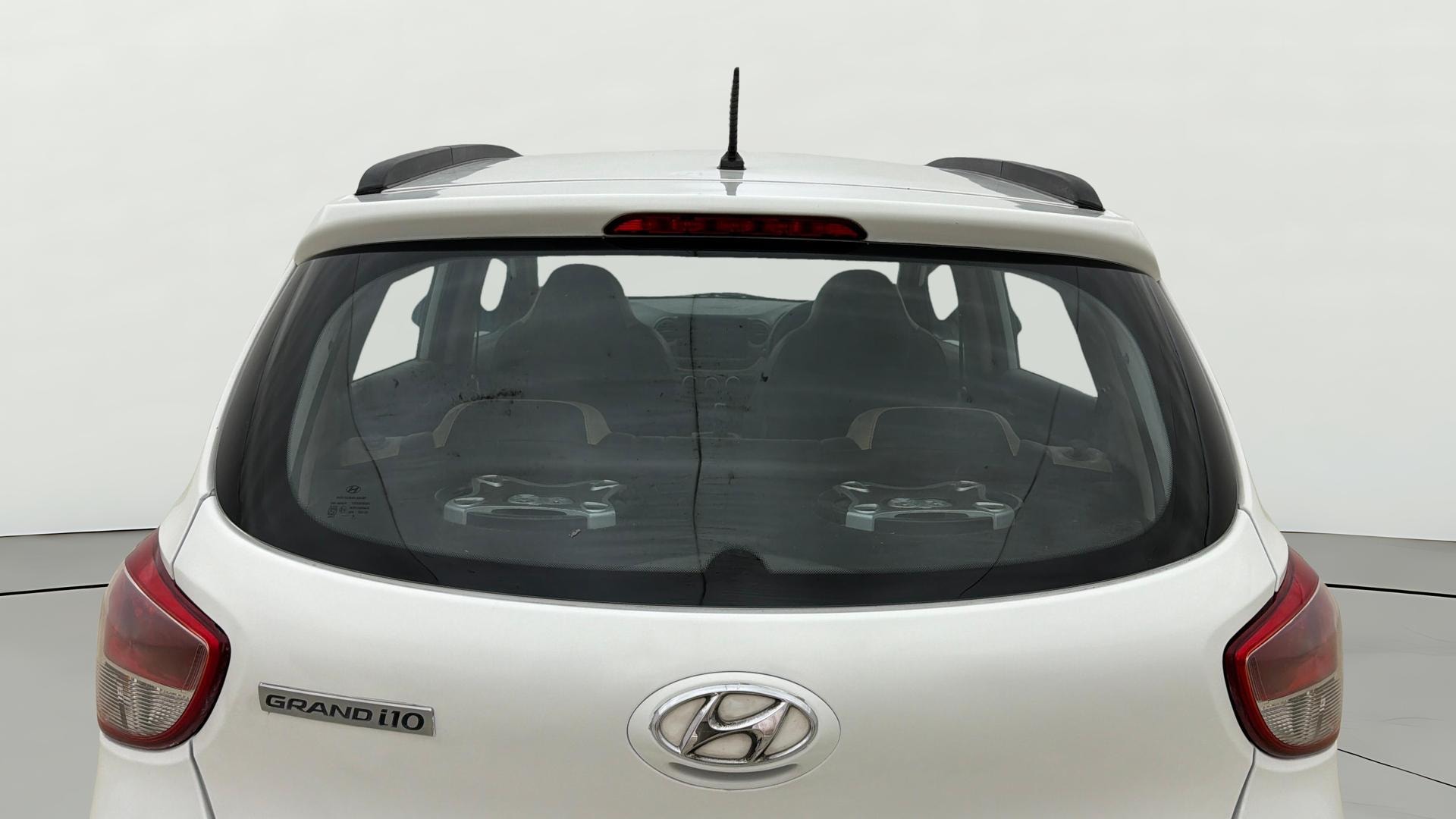 View 2019 Hyundai Grand i10 Magna 1.2 Kappa VTVT Image 4 Used 2019 Hyundai Grand i10 Magna 1.2 Kappa VTVT Image 4