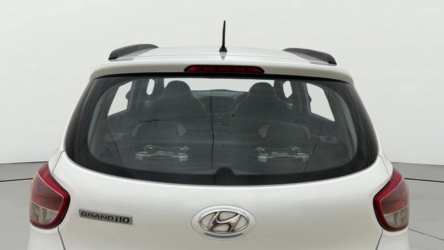View Hyundai Grand i10 Image 4 Used Hyundai Grand i10 Image 4