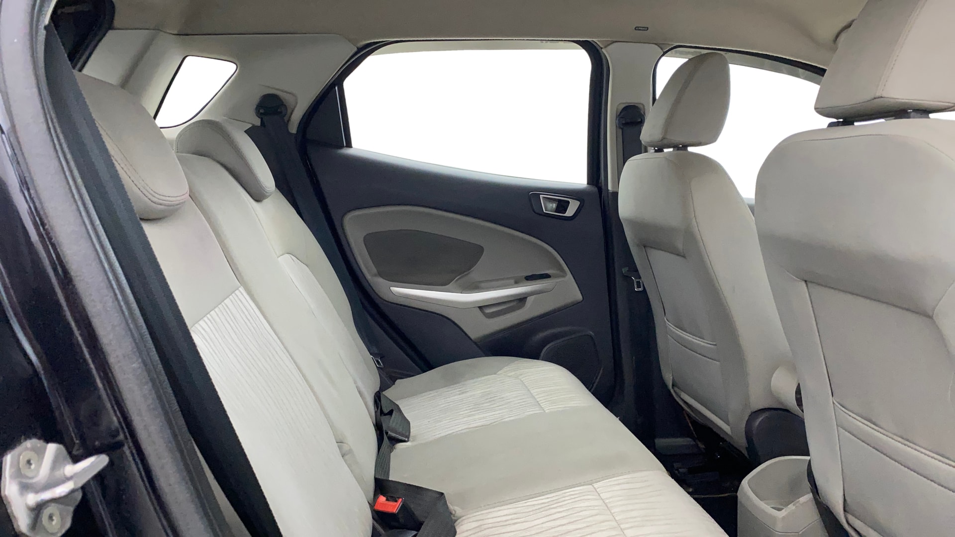 View 2015 Ford EcoSport 1.5 TDCi Diesel Ambiente BS IV Image 29 Used 2015 Ford EcoSport 1.5 TDCi Diesel Ambiente BS IV Image 29