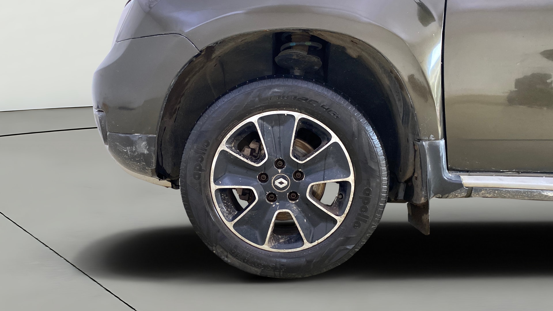 View 2017 Renault Duster Diesel 85PS 4x2 MT Image 33 Used 2017 Renault Duster Diesel 85PS 4x2 MT Image 33