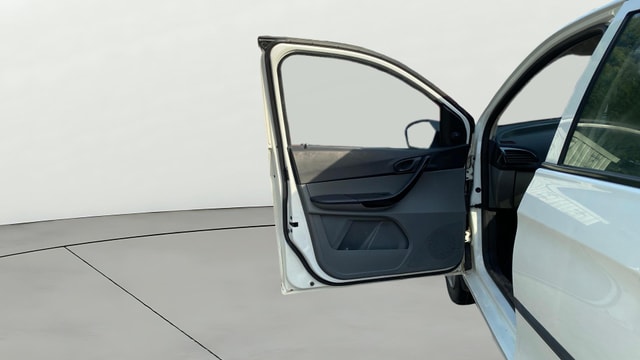 View Tata Tigor Image 31 Used Tata Tigor Image 31