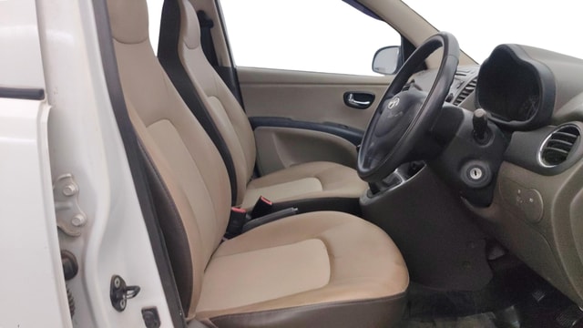 View Hyundai i10 Image 25 Used Hyundai i10 Image 25