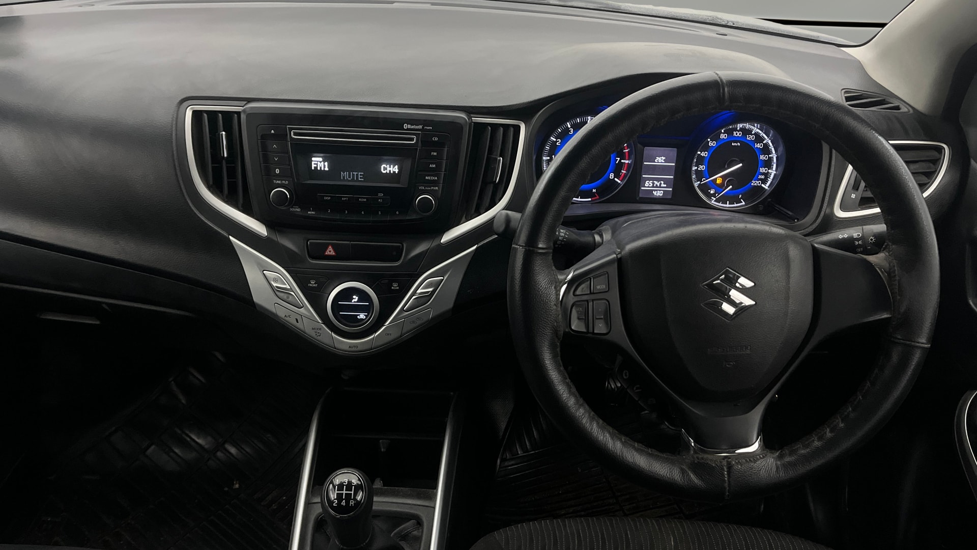 View 2018 Maruti Suzuki 1000 Base Variant Image 20 Used 2018 Maruti Suzuki 1000 Base Variant Image 20