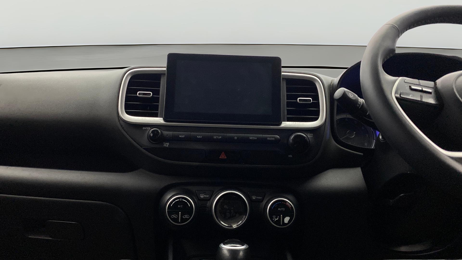 View 2020 Hyundai Venue SX Plus 1.0 Petrol AT Image 18 Used 2020 Hyundai Venue SX Plus 1.0 Petrol AT Image 18
