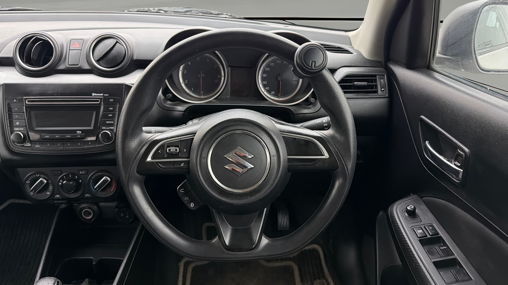 View 2018 Maruti Suzuki 1000 Base Variant Image 20 Used 2018 Maruti Suzuki 1000 Base Variant Image 20
