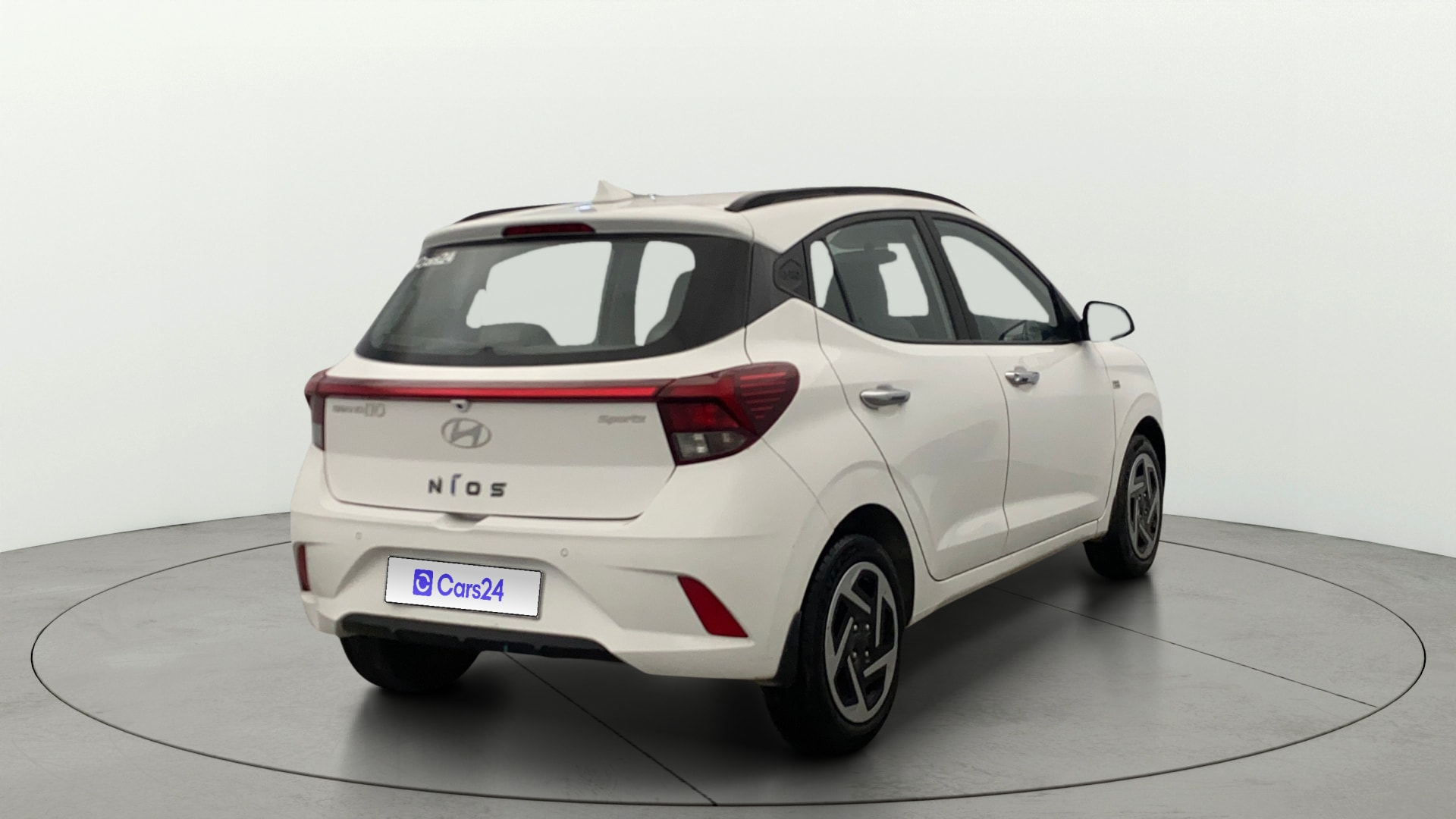 View 2023 Hyundai Grand i10 Nios Sportz Petrol AMT Image 48 Used 2023 Hyundai Grand i10 Nios Sportz Petrol AMT Image 48