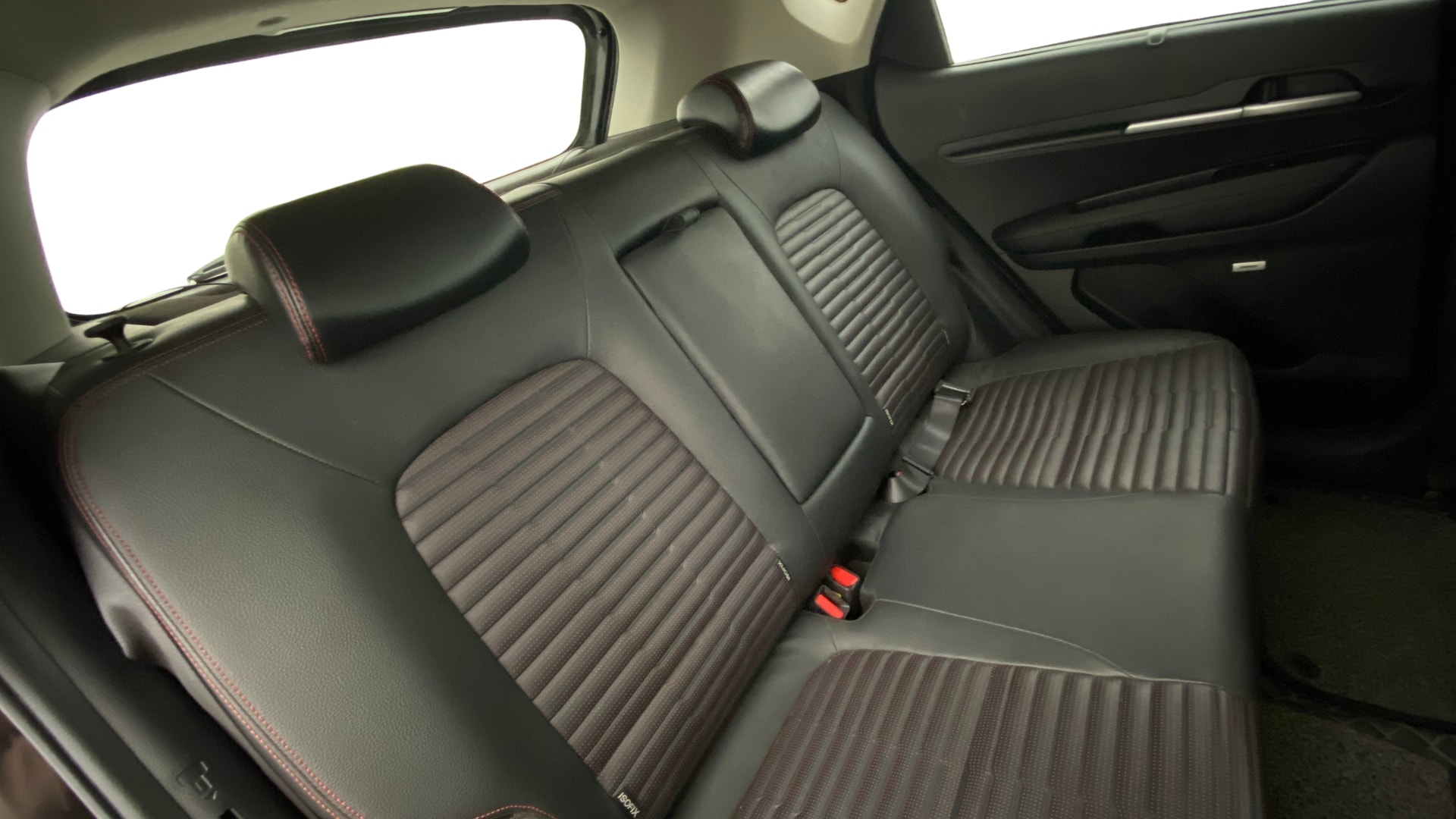 View 2022 Kia Sonet GTX Plus iMT Petrol Image 31 Used 2022 Kia Sonet GTX Plus iMT Petrol Image 31