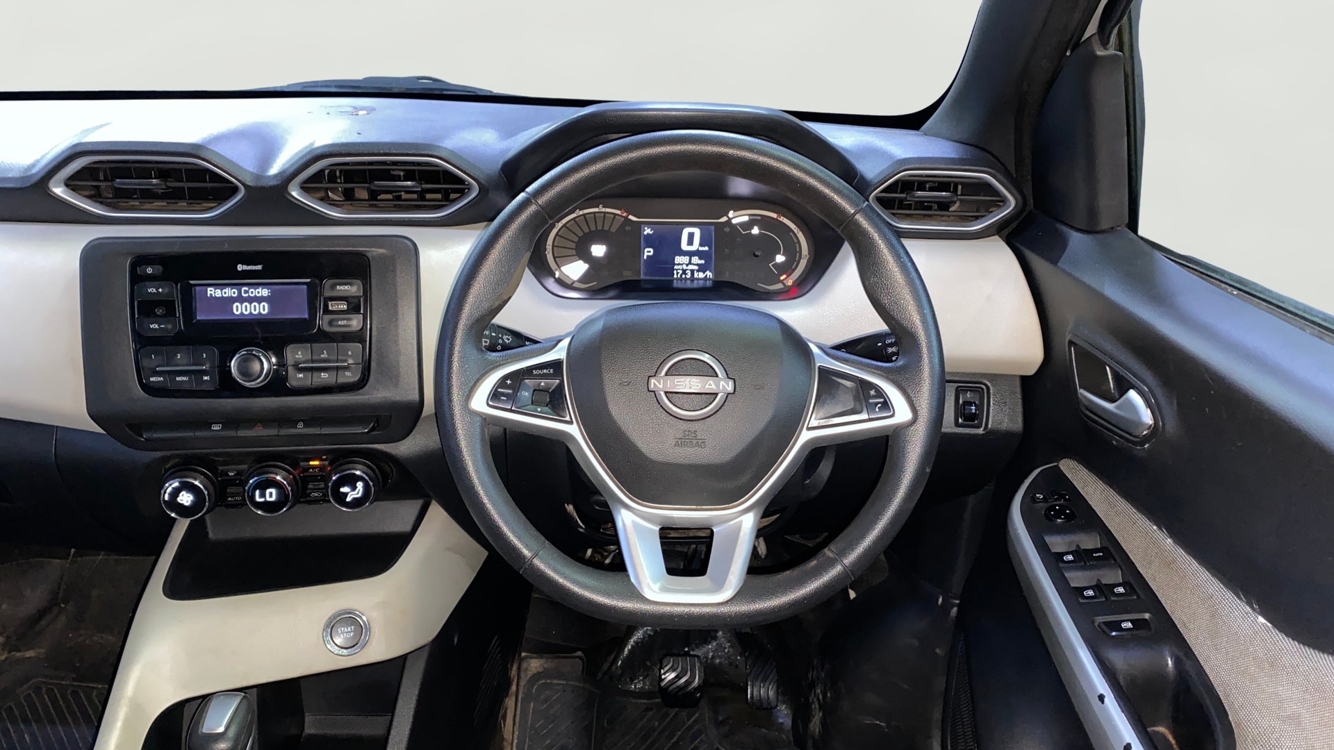 View 2021 Nissan Magnite Turbo XL CVT Image 14 Used 2021 Nissan Magnite Turbo XL CVT Image 14