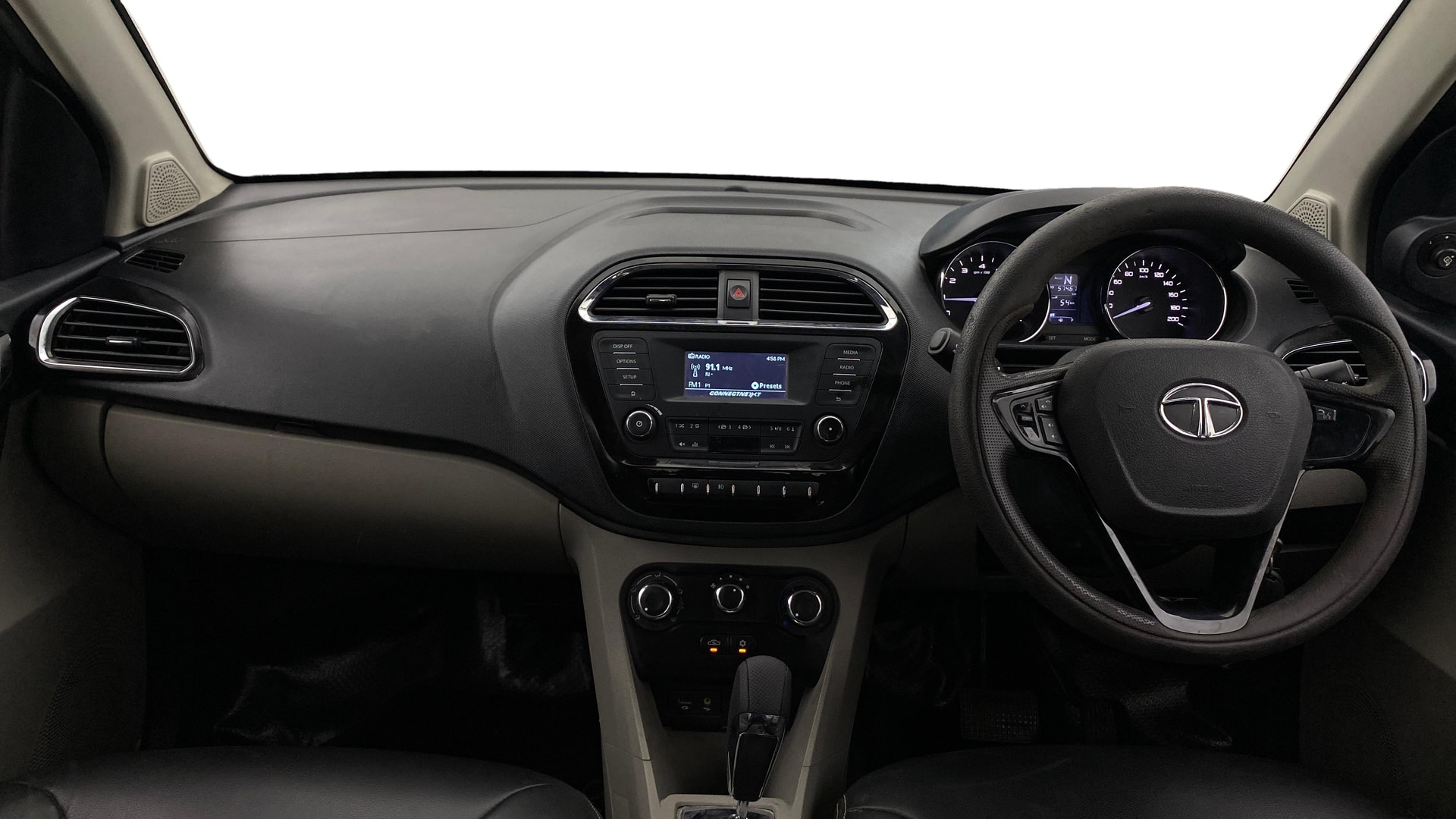 View 2019 Tata Tiago Revotorq XB Image 15 Used 2019 Tata Tiago Revotorq XB Image 15
