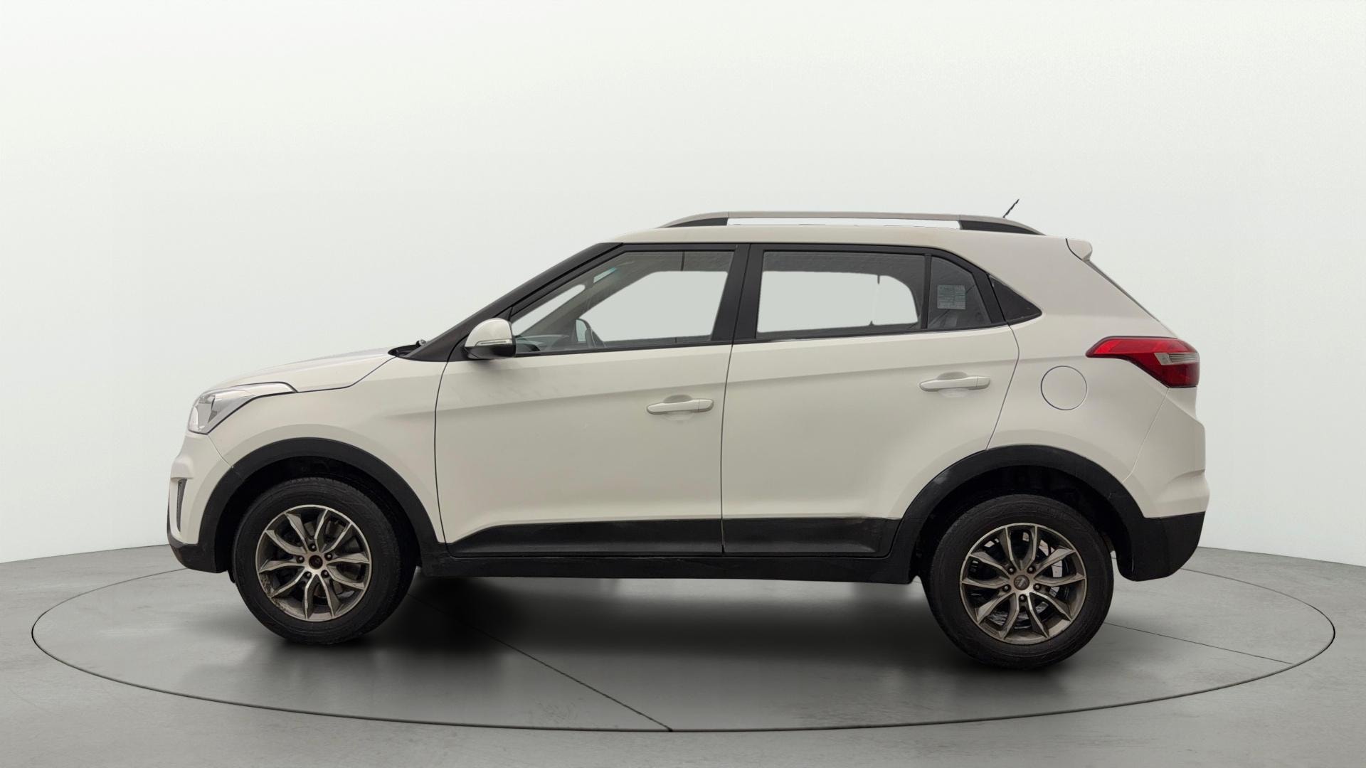 View 2017 Hyundai Creta 1.6 E Plus Petrol Image 5 Used 2017 Hyundai Creta 1.6 E Plus Petrol Image 5