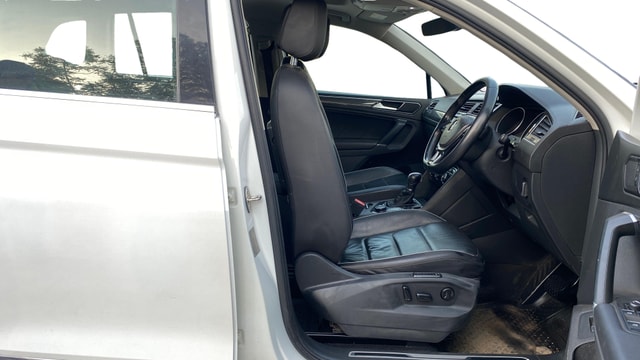 View Volkswagen Tiguan Image 18 Used Volkswagen Tiguan Image 18