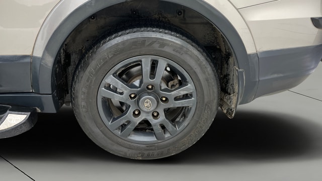 View Tata Hexa Image 12 Used Tata Hexa Image 12
