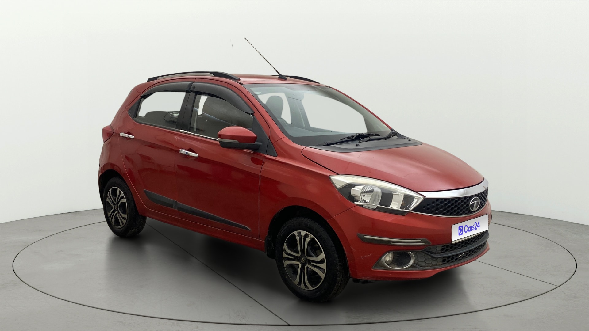 View 2019 Tata Tiago Revotorq XB Image 35 Used 2019 Tata Tiago Revotorq XB Image 35