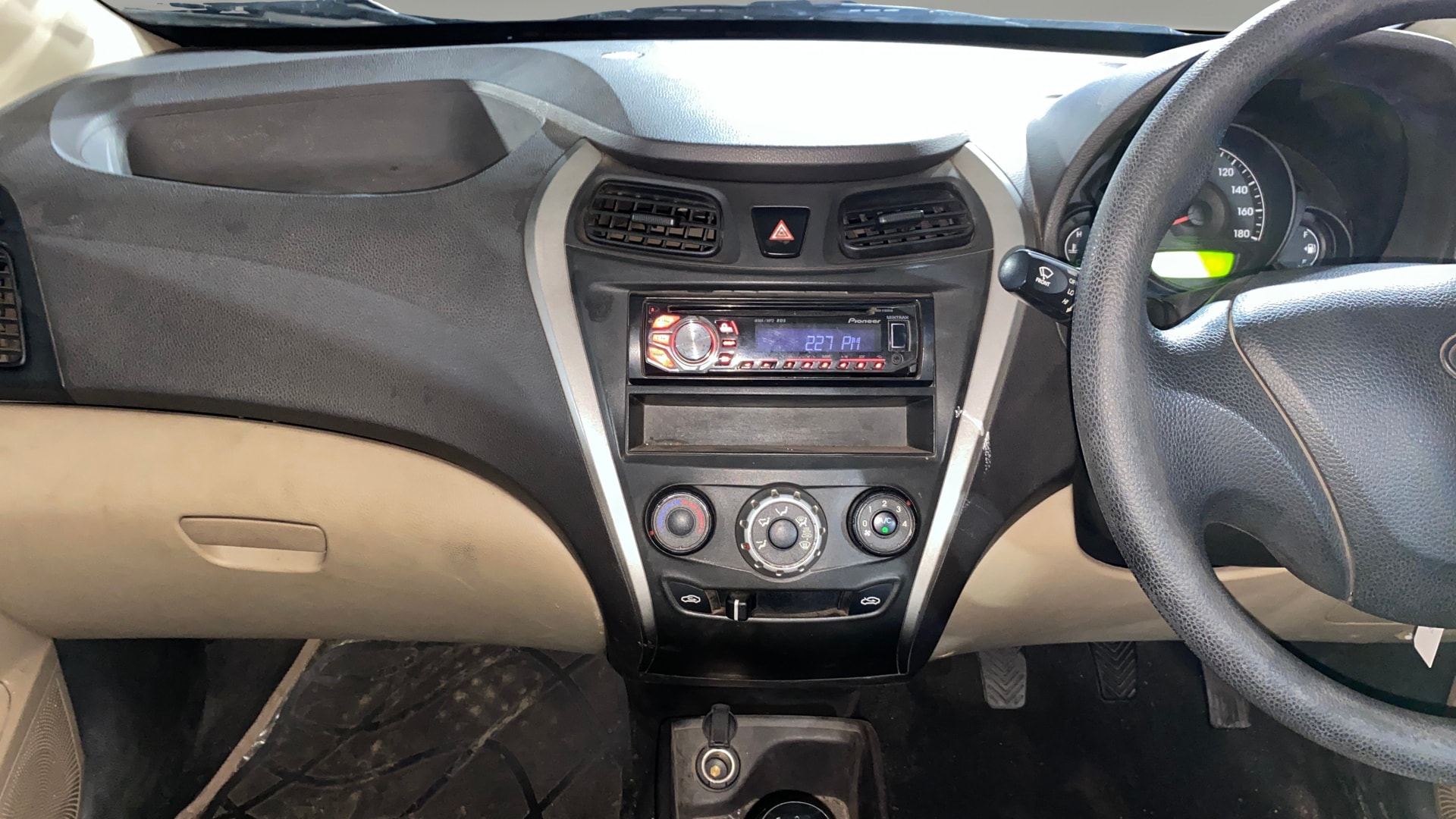 Used 2014 Hyundai EON Used 2014 Hyundai EON