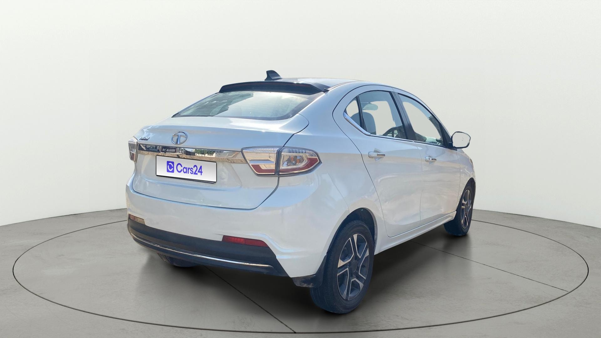 View 2021 Tata Tigor XE Diesel Image 43 Used 2021 Tata Tigor XE Diesel Image 43