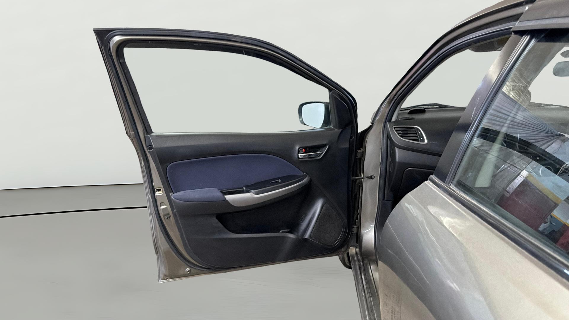 View 2019 Maruti Suzuki 1000 Base Variant Image 30 Used 2019 Maruti Suzuki 1000 Base Variant Image 30