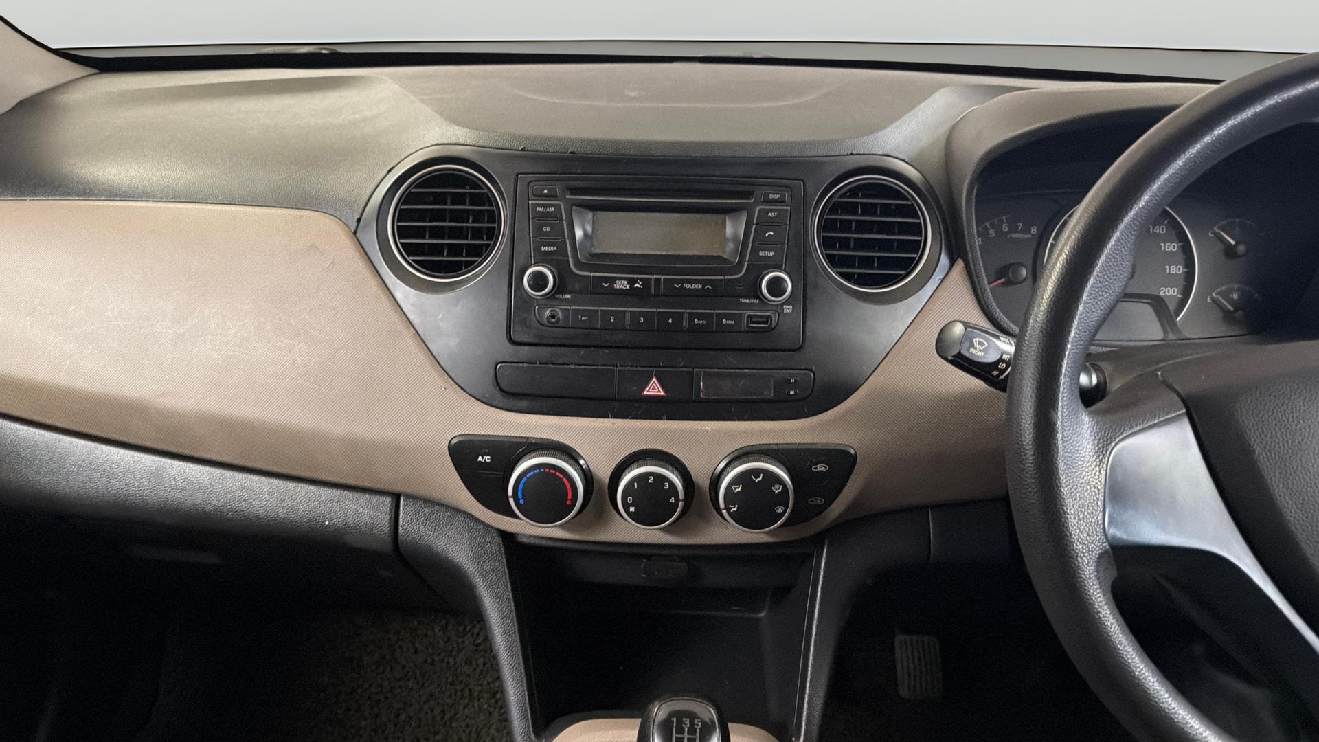 Used 2016 Hyundai Grand i10 Used 2016 Hyundai Grand i10