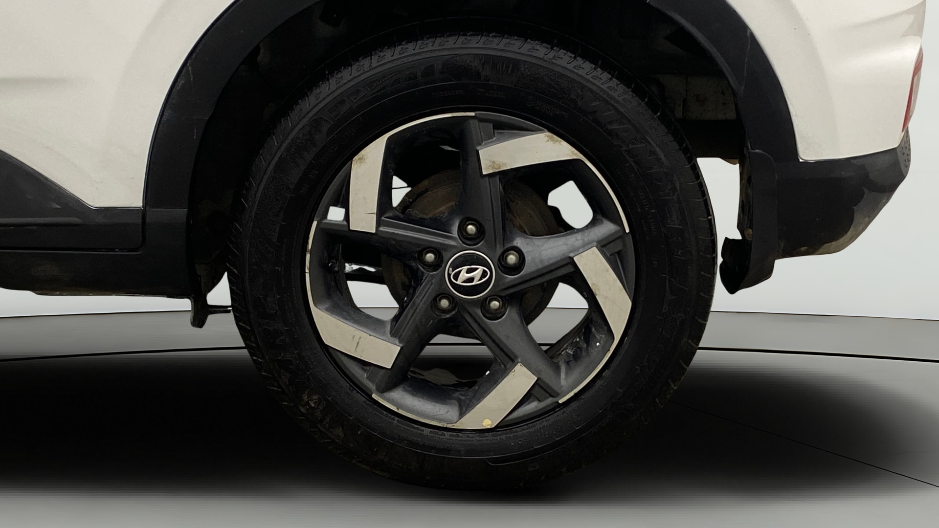 View 2019 Hyundai Venue SX Plus 1.0 Petrol AT Image 12 Used 2019 Hyundai Venue SX Plus 1.0 Petrol AT Image 12