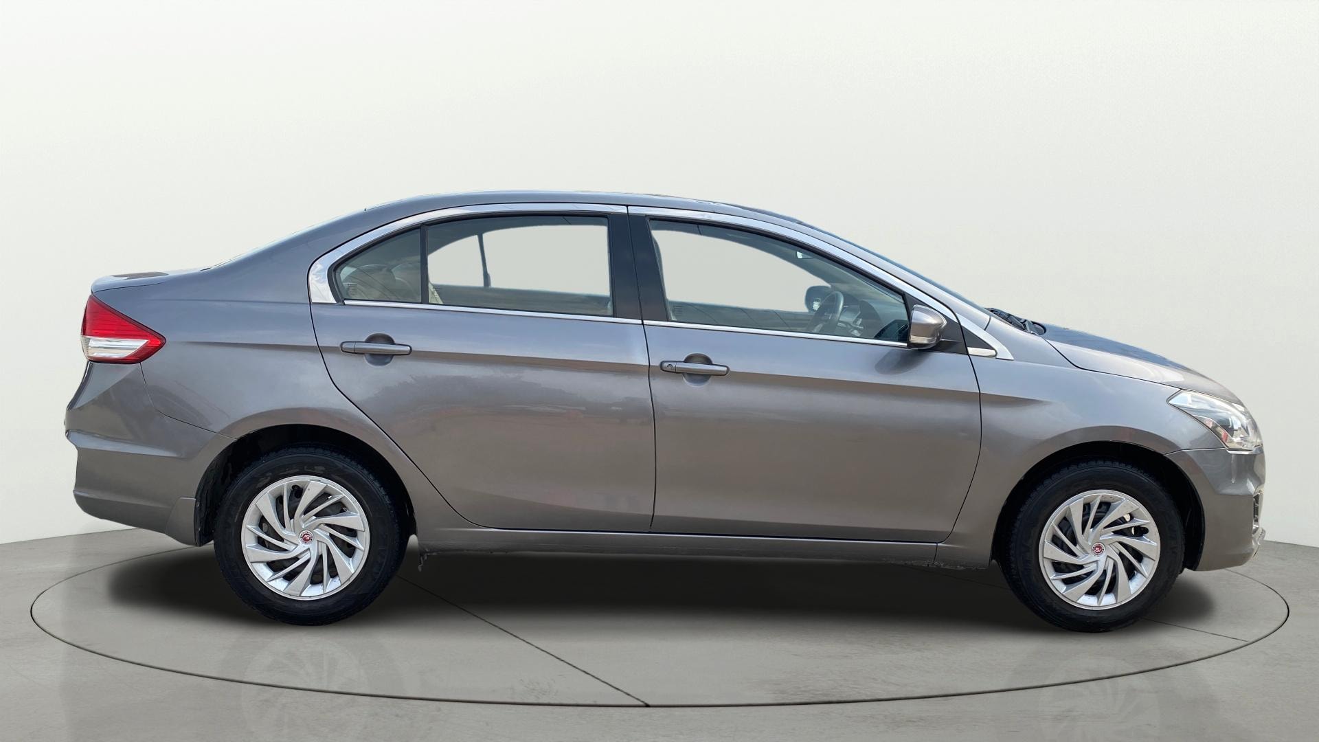 View 2018 Maruti Suzuki 1000 Base Variant Image 8 Used 2018 Maruti Suzuki 1000 Base Variant Image 8