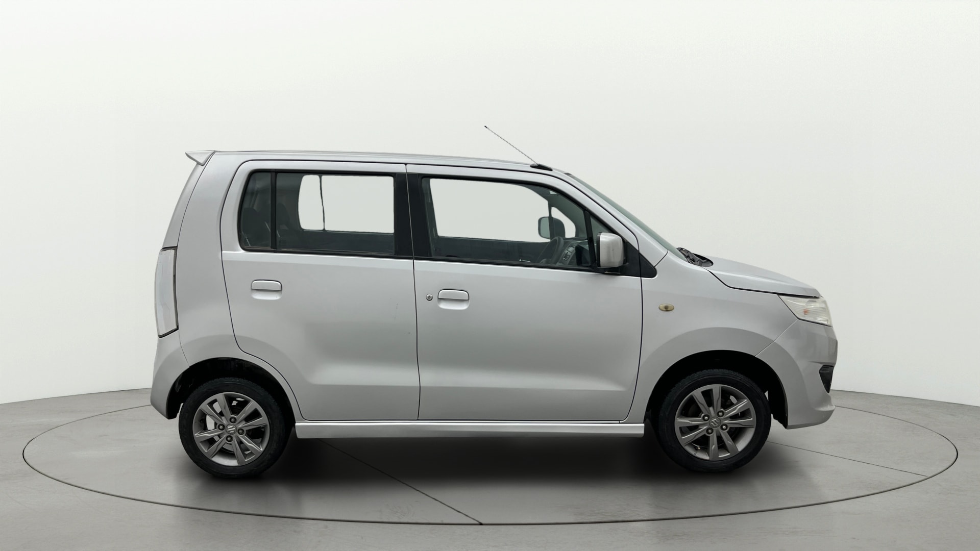 Used 2013 Maruti Suzuki Stingray Used 2013 Maruti Suzuki Stingray