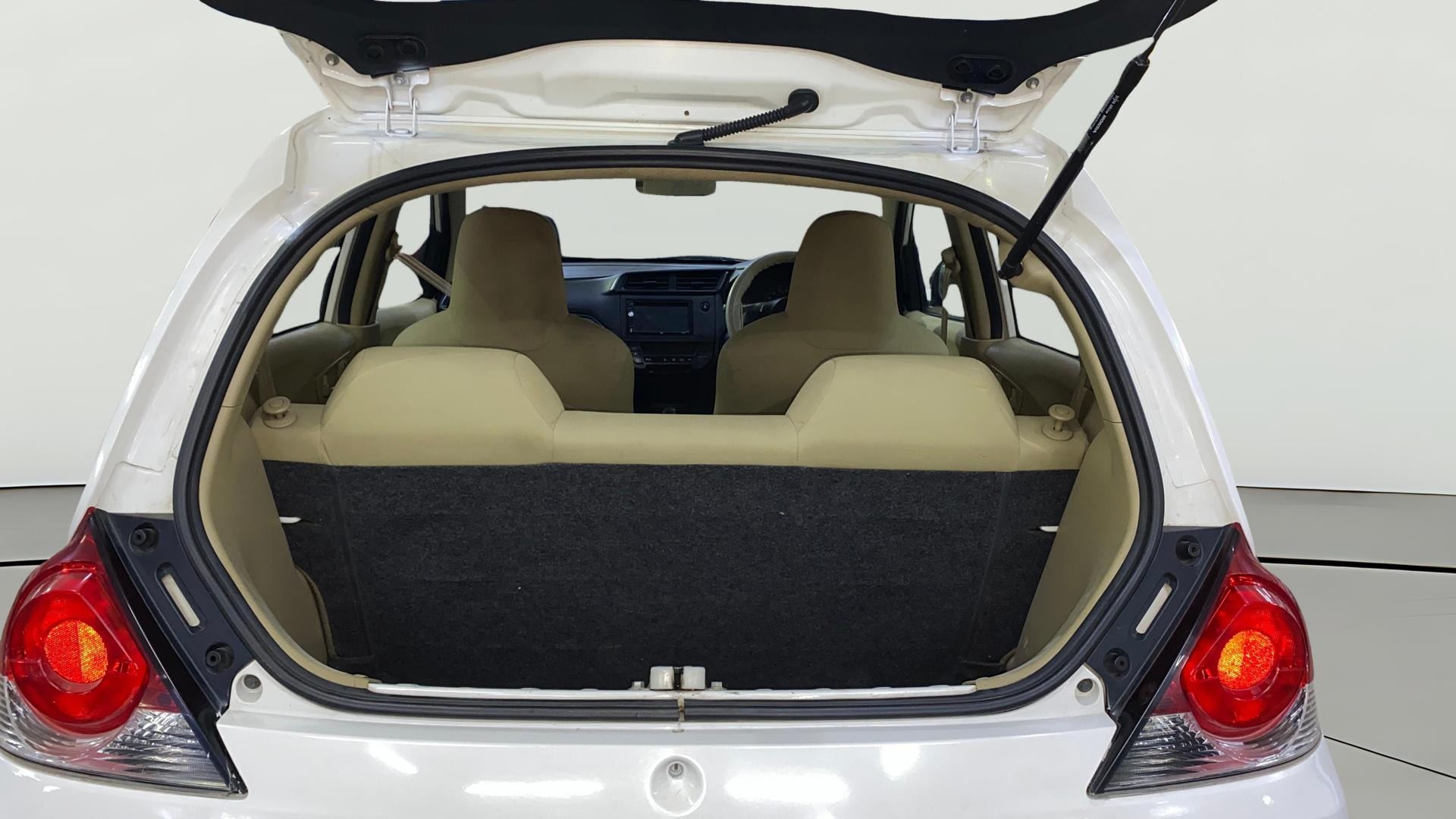 View 2018 Honda Brio E MT Petrol Image 37 Used 2018 Honda Brio E MT Petrol Image 37