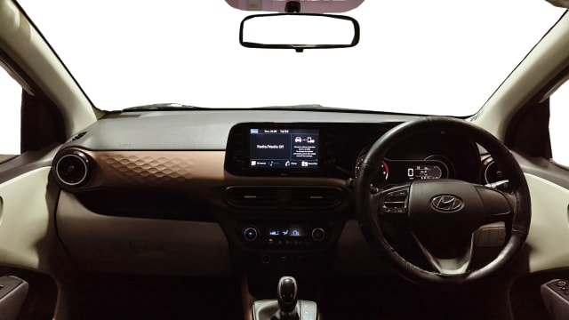 View Hyundai Aura Image 15 Used Hyundai Aura Image 15