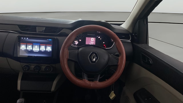 View Renault Triber Image 20 Used Renault Triber Image 20