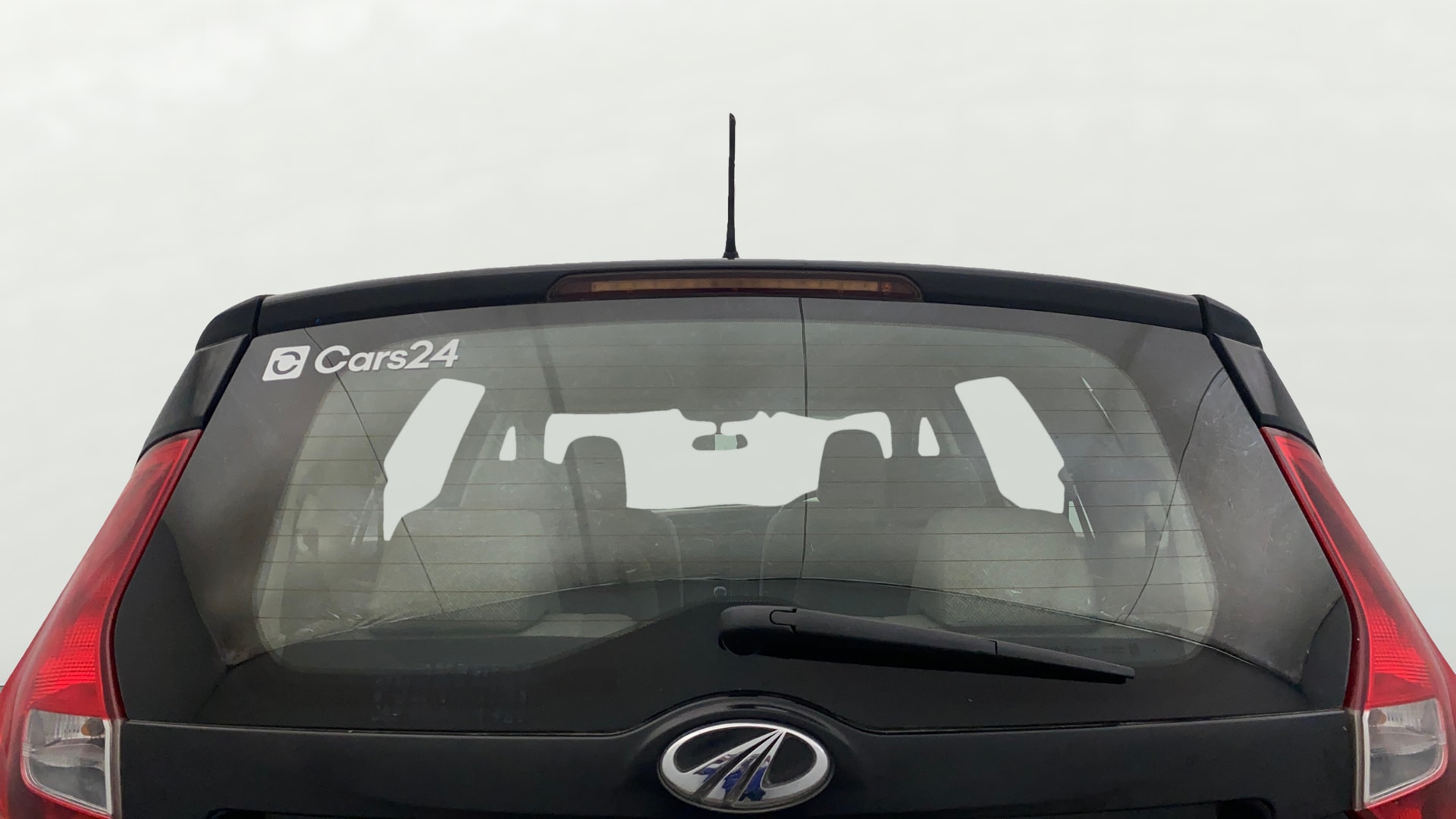 View 2020 Mahindra Marazzo M2 8-Seater Image 4 Used 2020 Mahindra Marazzo M2 8-Seater Image 4