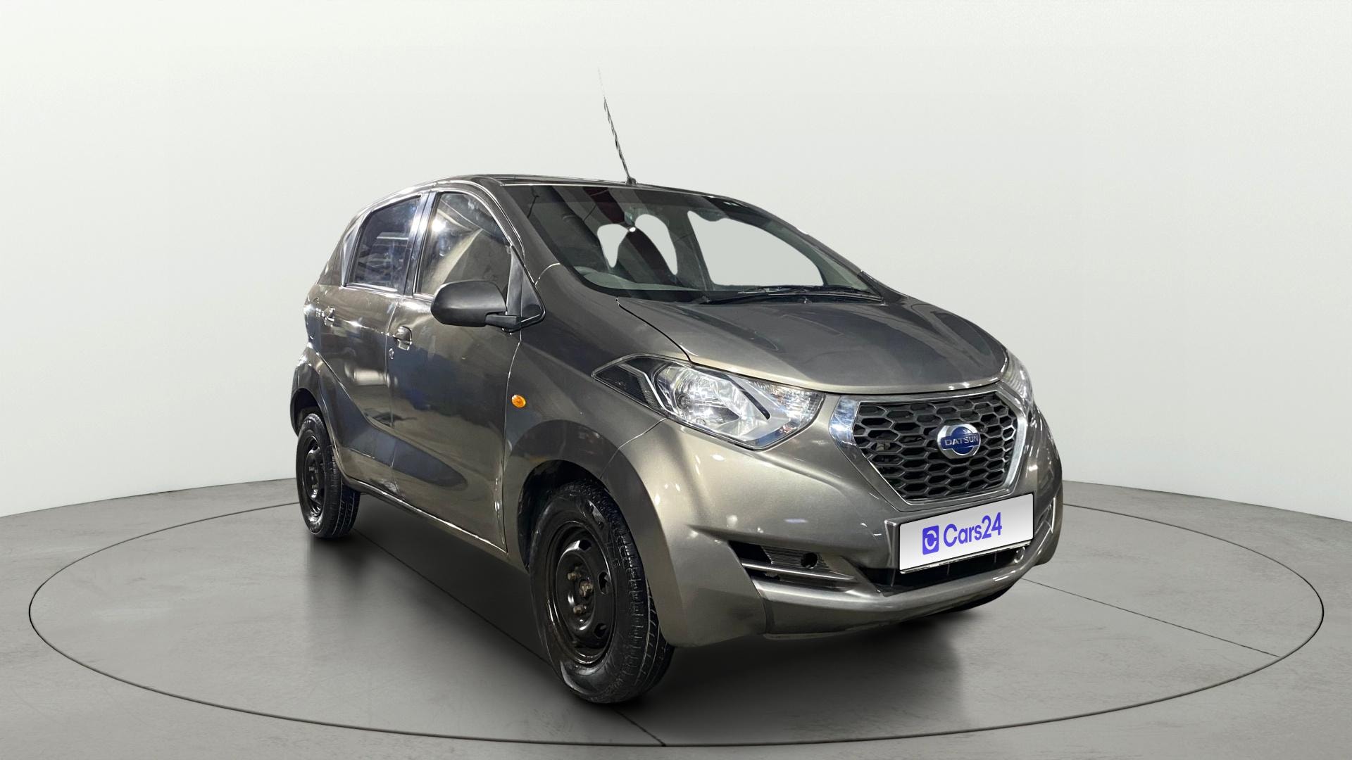 View 2016 Datsun Redi GO T Image 21 Used 2016 Datsun Redi GO T Image 21
