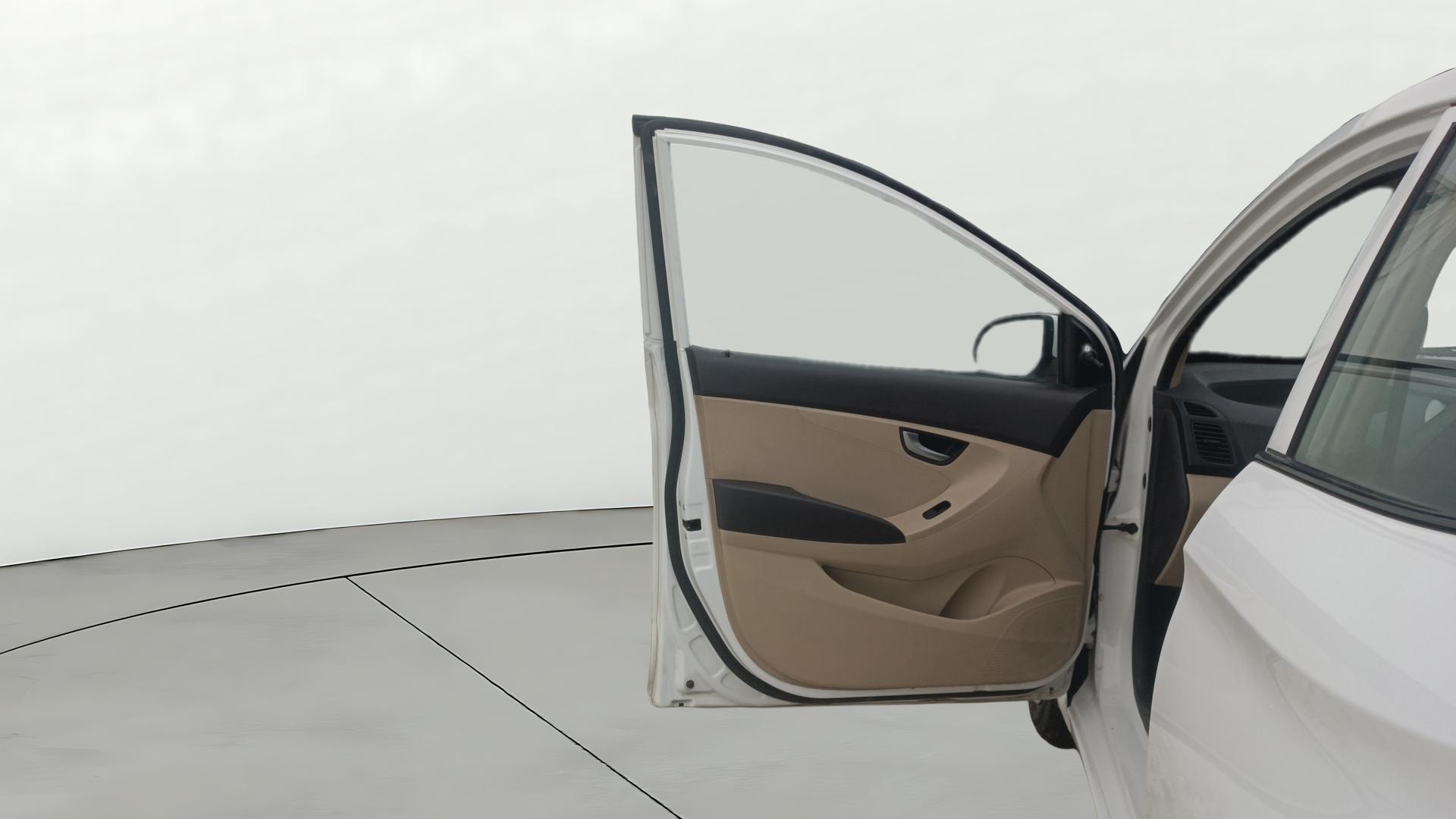 View 2016 Hyundai EON Sportz Image 30 Used 2016 Hyundai EON Sportz Image 30