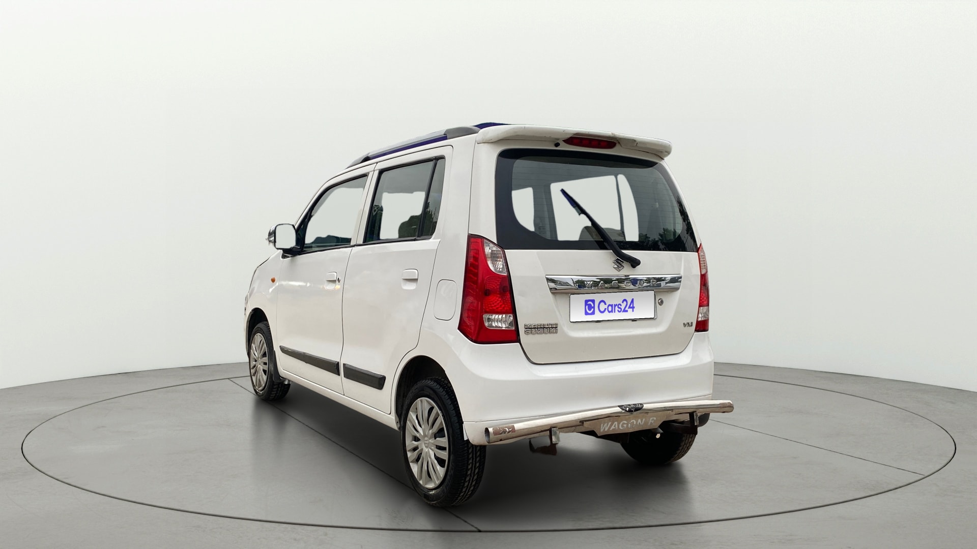 View 2017 Maruti Suzuki 1000 Base Variant Image 2 Used 2017 Maruti Suzuki 1000 Base Variant Image 2