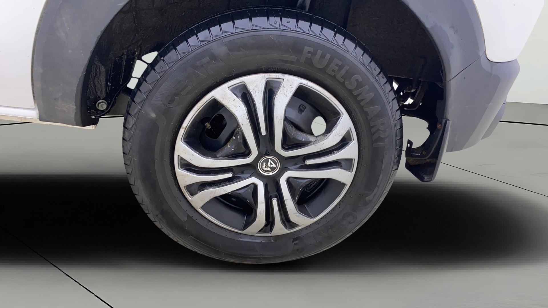 View 2025 Renault Triber Authentic Image 11 Used 2025 Renault Triber Authentic Image 11