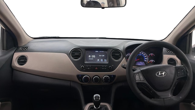 View Hyundai Grand i10 Image 15 Used Hyundai Grand i10 Image 15