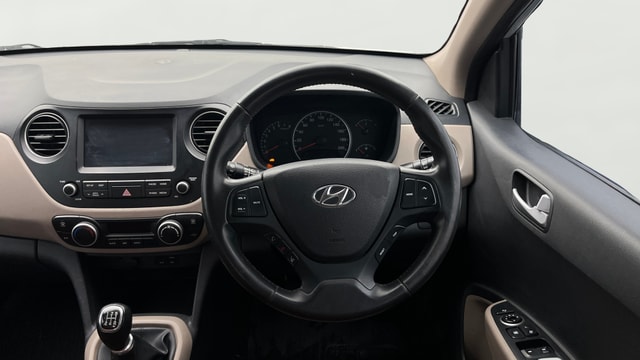 View Hyundai Grand i10 Image 20 Used Hyundai Grand i10 Image 20