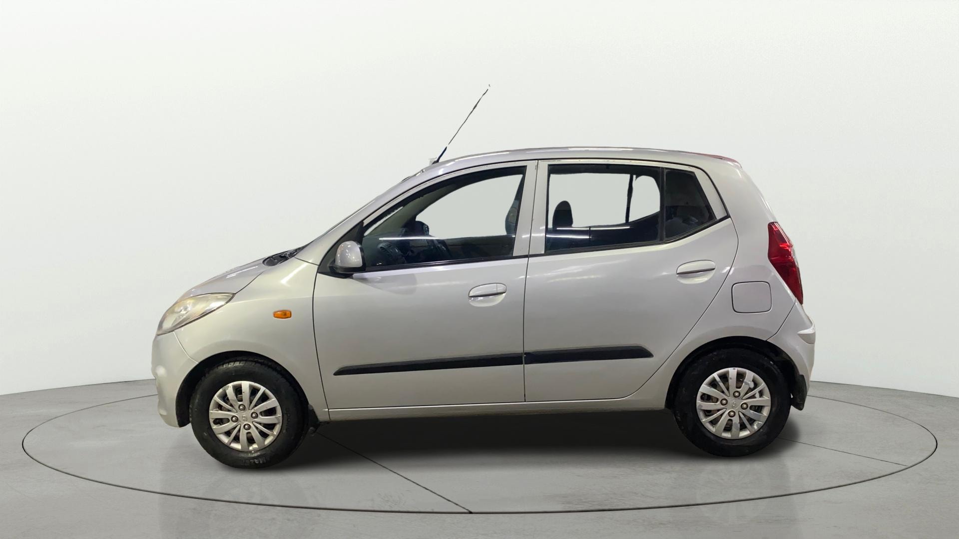 View 2016 Hyundai i10 1.2 Asta MT Image 5 Used 2016 Hyundai i10 1.2 Asta MT Image 5