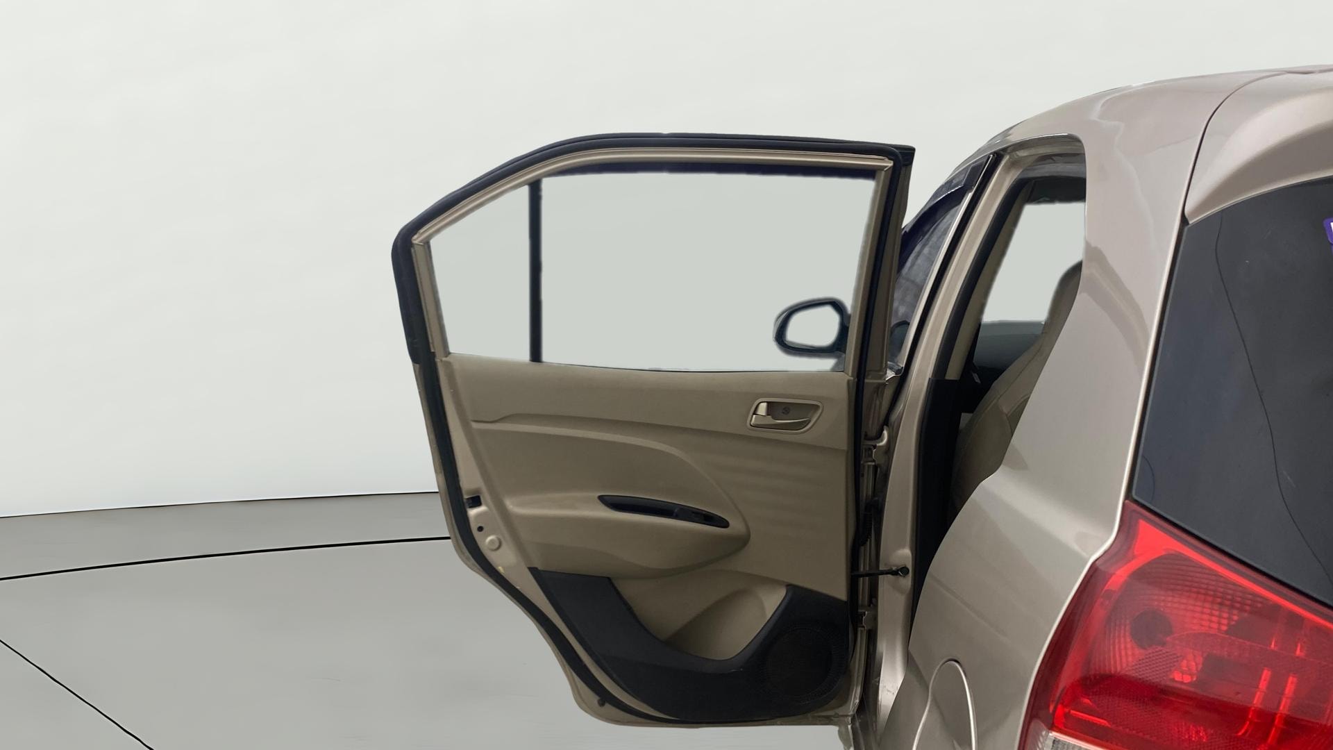 View 2020 Hyundai New Santro D-Lite Petrol Image 22 Used 2020 Hyundai New Santro D-Lite Petrol Image 22