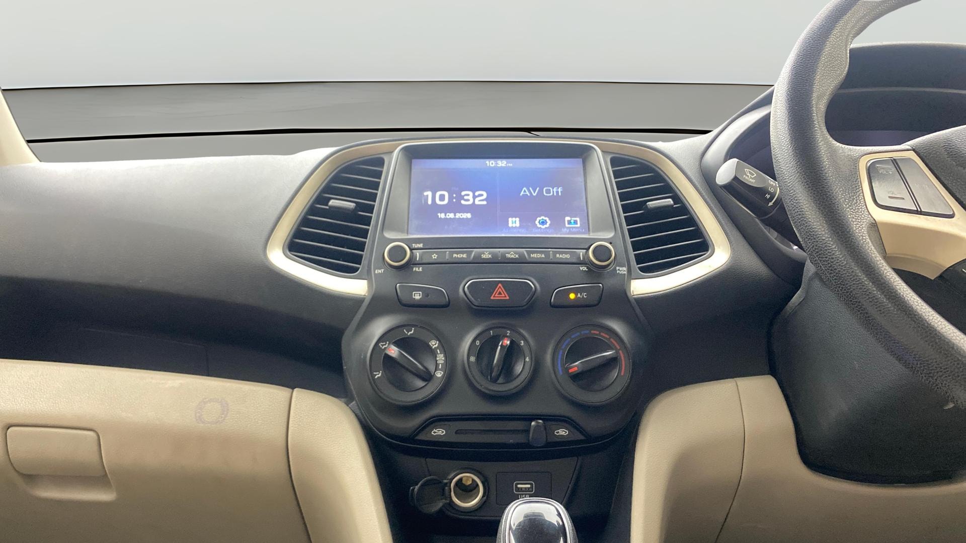 View 2019 Hyundai New Santro Sportz AMT Image 17 Used 2019 Hyundai New Santro Sportz AMT Image 17