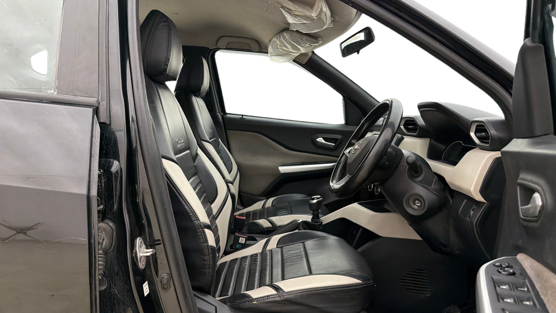View 2022 Nissan Magnite XL Image 16 Used 2022 Nissan Magnite XL Image 16