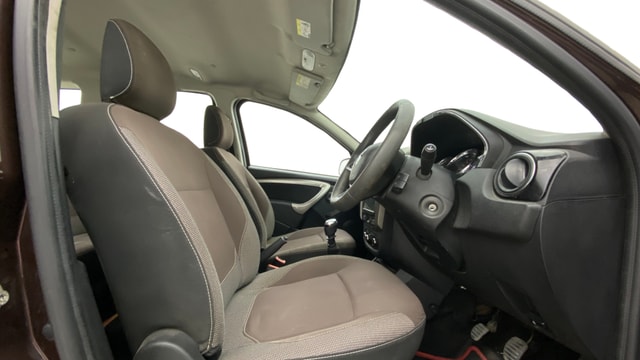 View Renault Duster Image 25 Used Renault Duster Image 25