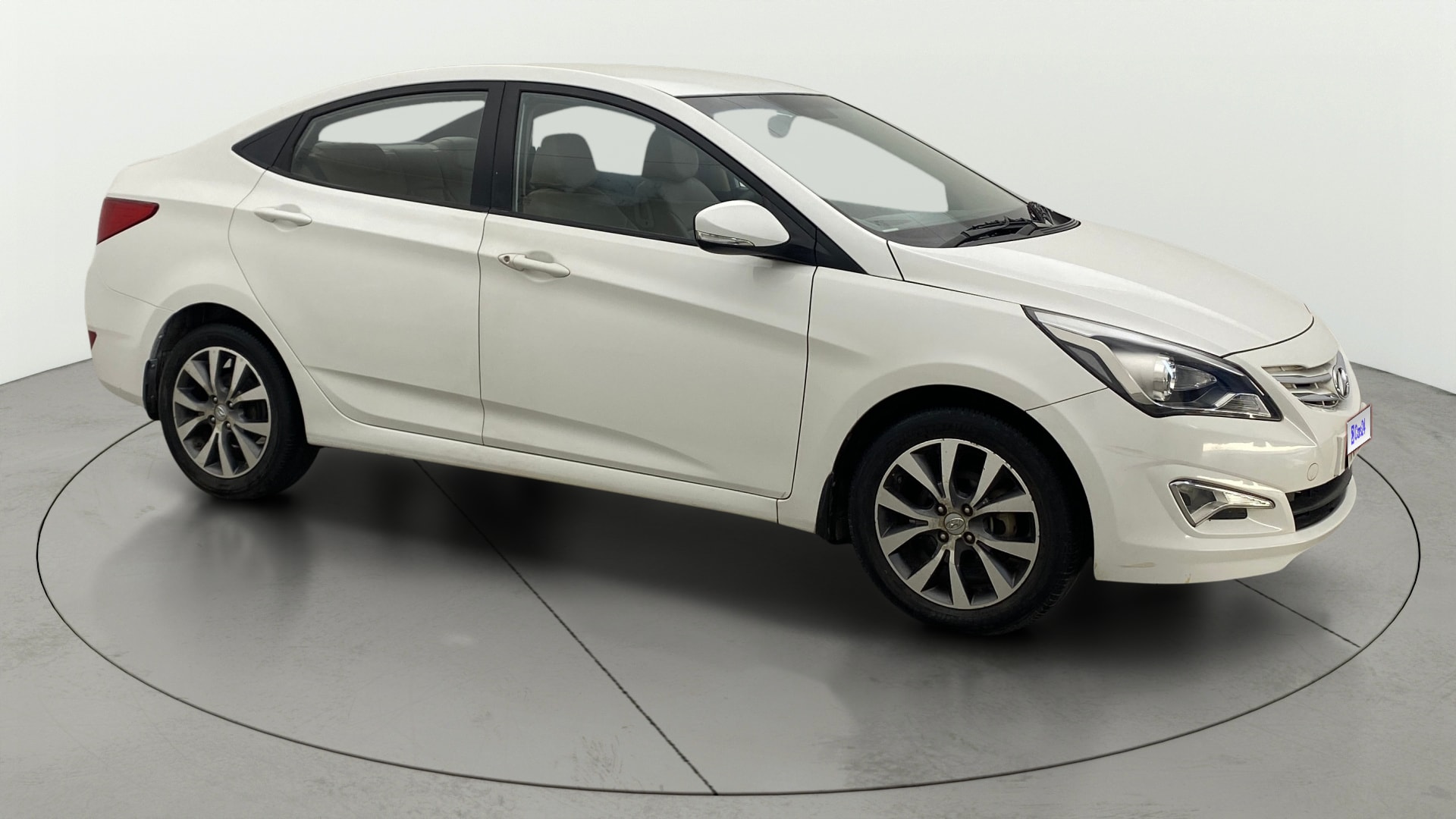 View 2017 Hyundai Fluidic Verna 1.6 VTVT SX Image 36 Used 2017 Hyundai Fluidic Verna 1.6 VTVT SX Image 36